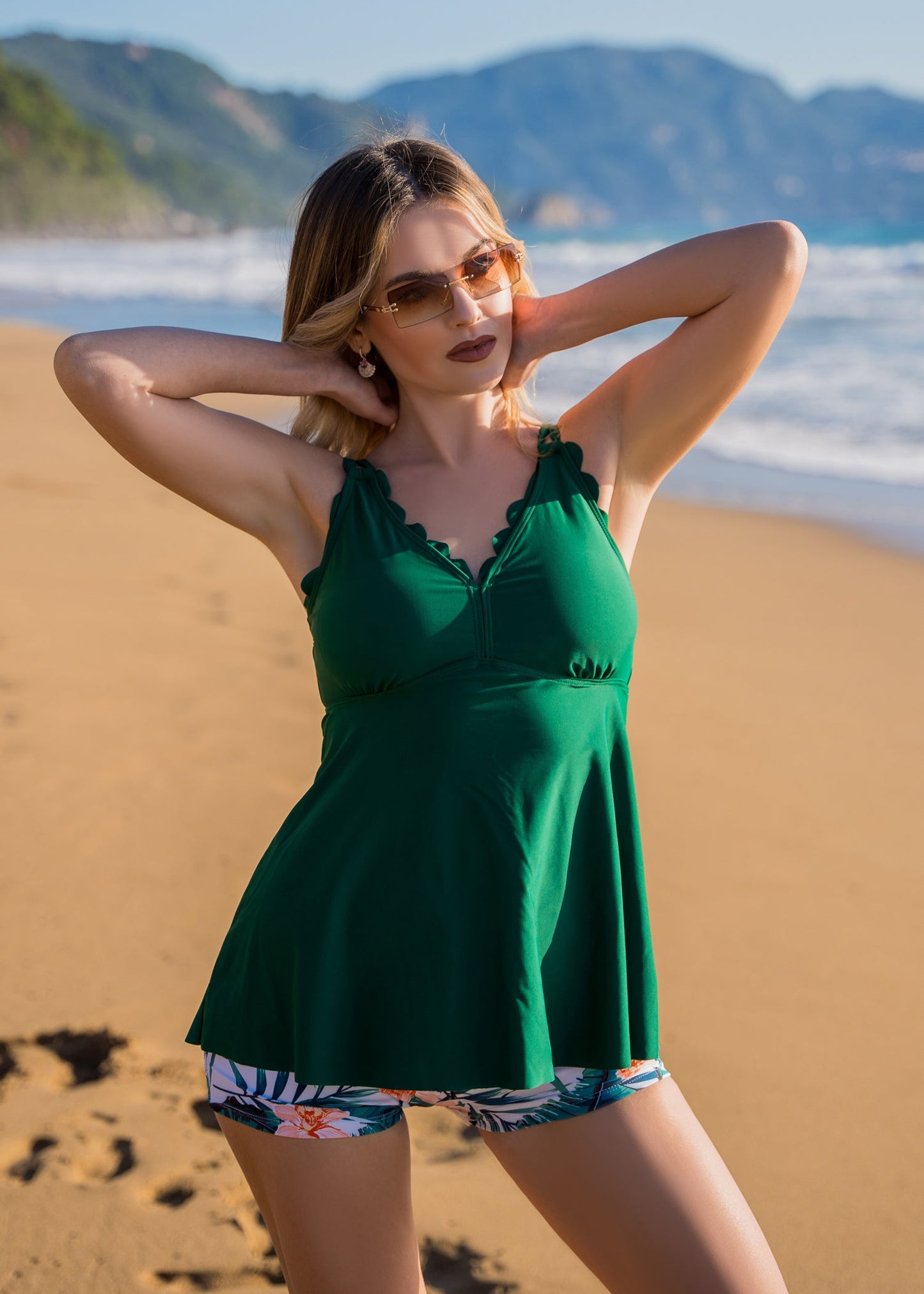 Μαγιό φόρεμα TROPICAL με Σορτς